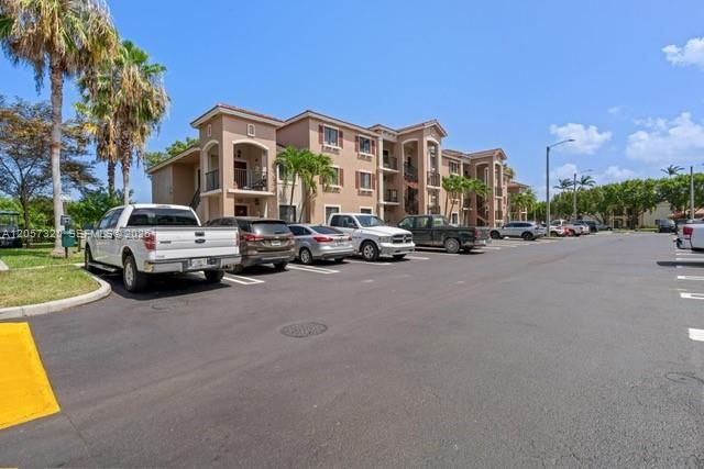 22561 SW 88th Pl 303-7, Cutler Bay, FL 33190