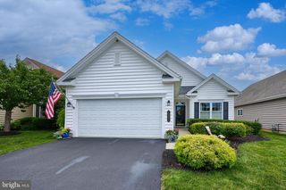 1352 EMERSON DR, Mount Joy, PA 17552