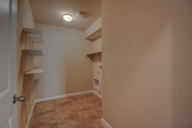 209 Moulins LN, Georgetown, TX 78626