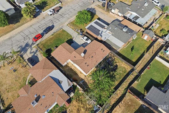 6617 Dorva Avenue, Bakersfield, CA 93306