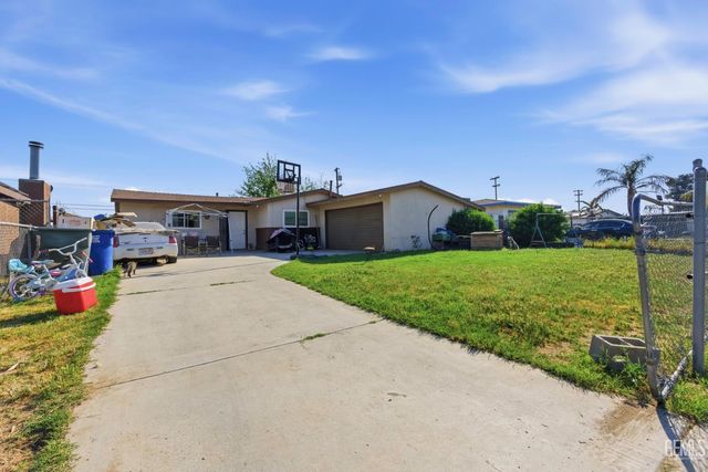 6617 Dorva Avenue, Bakersfield, CA 93306