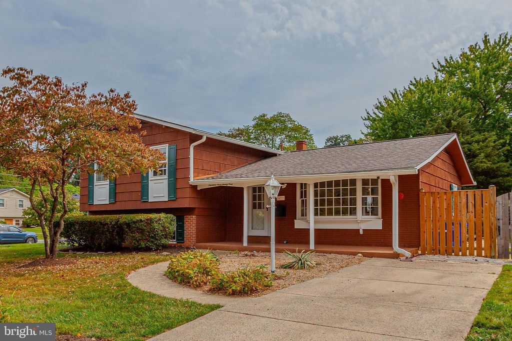 14329 BLACKMON DR, Rockville, MD 20853