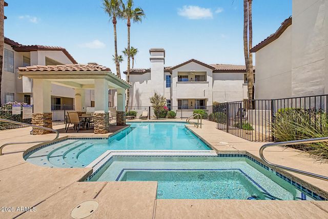 2992 N MILLER Road 122, Scottsdale, AZ 85251