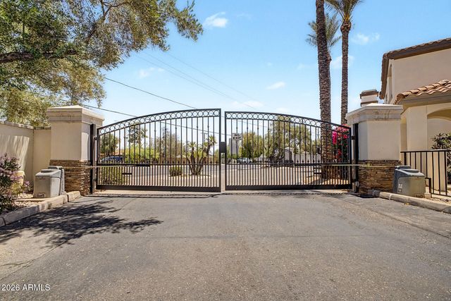2992 N MILLER Road 122, Scottsdale, AZ 85251