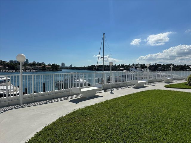 900 Bay Dr 413, Miami Beach, FL 33141