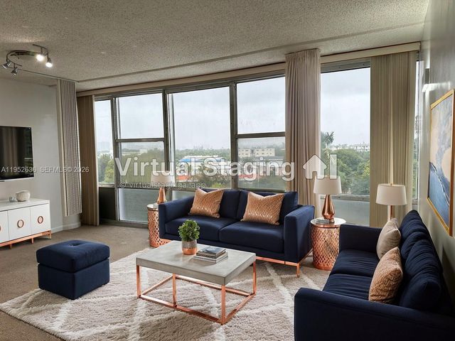 900 Bay Dr 413, Miami Beach, FL 33141
