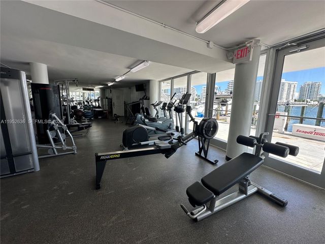 900 Bay Dr 413, Miami Beach, FL 33141