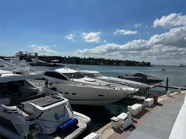 900 Bay Dr 413, Miami Beach, FL 33141