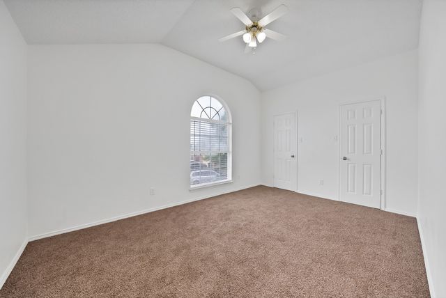 6711 Spur Ridge Court, Arlington, TX 76002