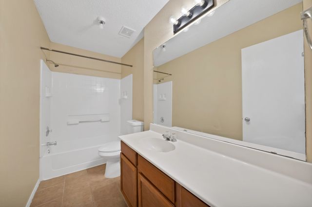 6711 Spur Ridge Court, Arlington, TX 76002