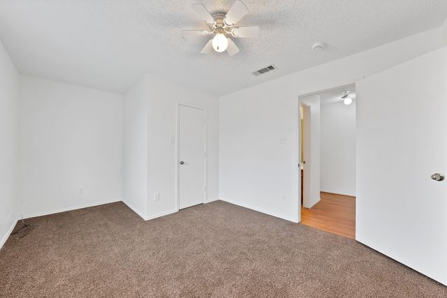6711 Spur Ridge Court, Arlington, TX 76002
