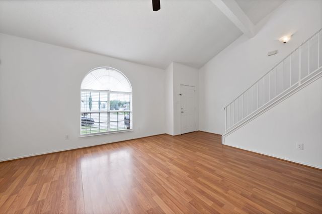 6711 Spur Ridge Court, Arlington, TX 76002