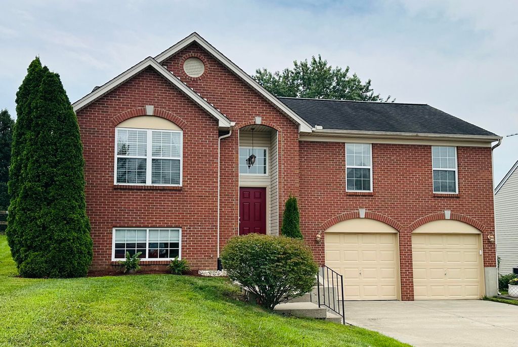 2511 Samantha Drive, Burlington, KY 41005