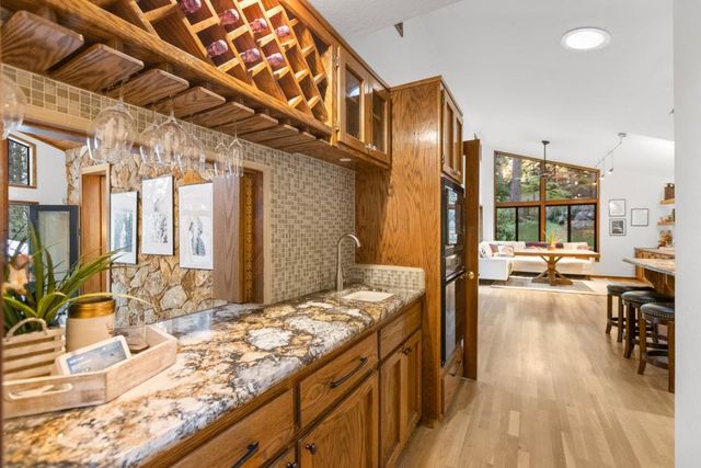 13011 Admiral Ln, Grass Valley, CA 95945