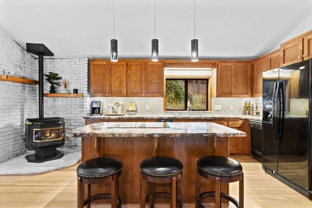 13011 Admiral Ln, Grass Valley, CA 95945