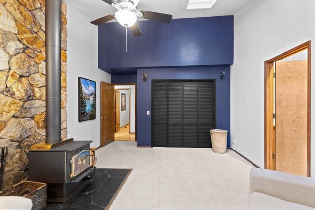 13011 Admiral Ln, Grass Valley, CA 95945