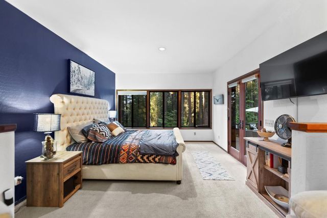 13011 Admiral Ln, Grass Valley, CA 95945