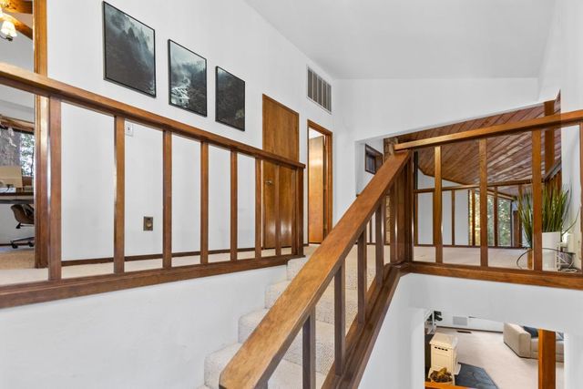 13011 Admiral Ln, Grass Valley, CA 95945