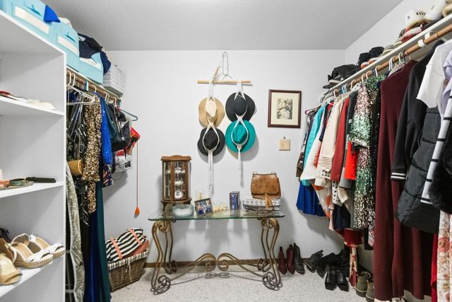 13011 Admiral Ln, Grass Valley, CA 95945