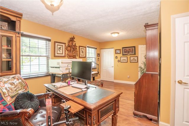 484 Stull Avenue, Akron, OH 44312