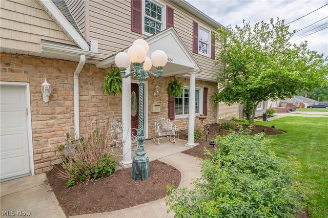 484 Stull Avenue, Akron, OH 44312