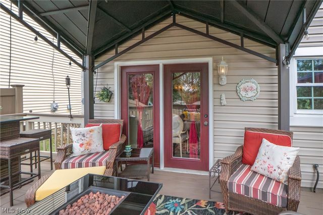 484 Stull Avenue, Akron, OH 44312
