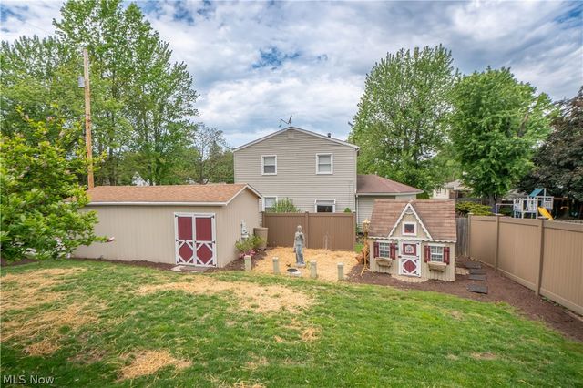 484 Stull Avenue, Akron, OH 44312