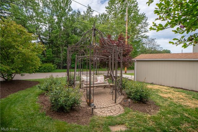 484 Stull Avenue, Akron, OH 44312