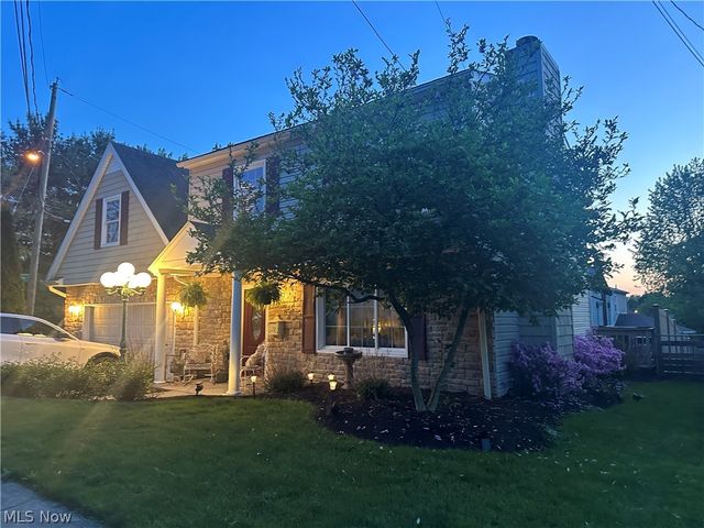 484 Stull Avenue, Akron, OH 44312