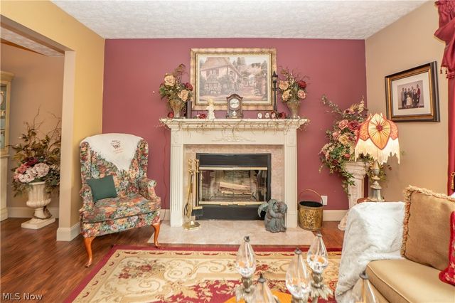 484 Stull Avenue, Akron, OH 44312