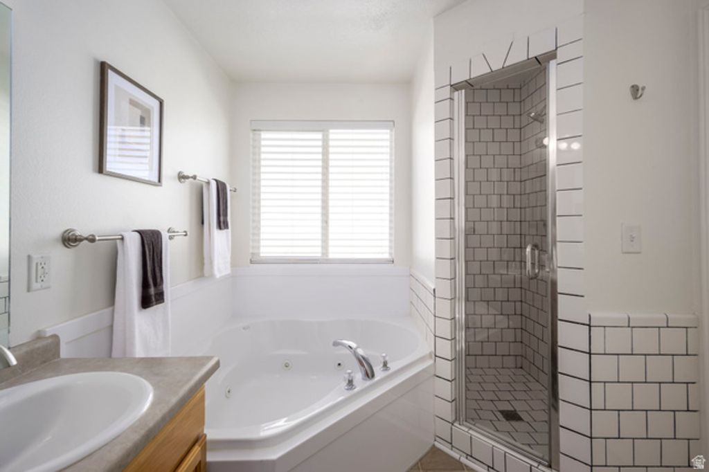 Image 17 of property listing at 2122 N MILLET PL, Saratoga Springs, UT 84045