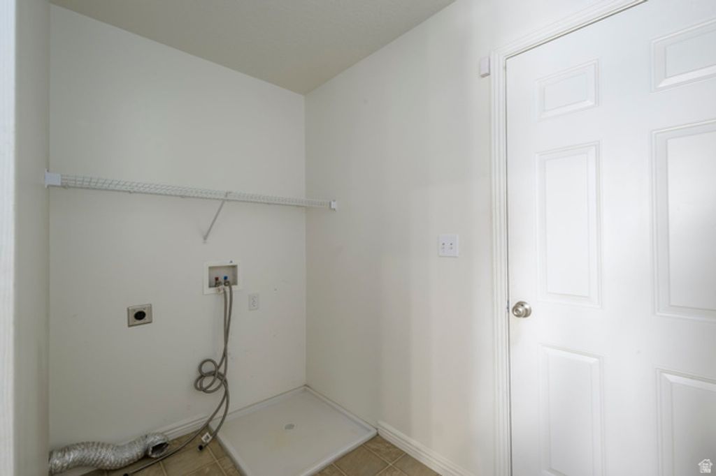 Image 25 of property listing at 2122 N MILLET PL, Saratoga Springs, UT 84045