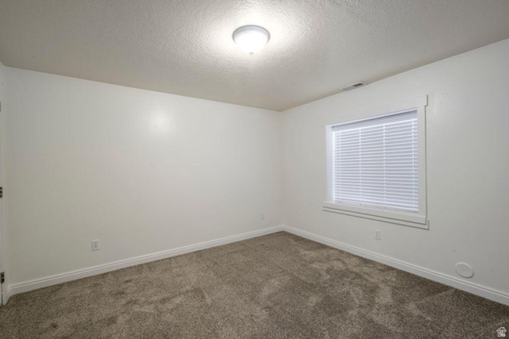 Image 32 of property listing at 2122 N MILLET PL, Saratoga Springs, UT 84045