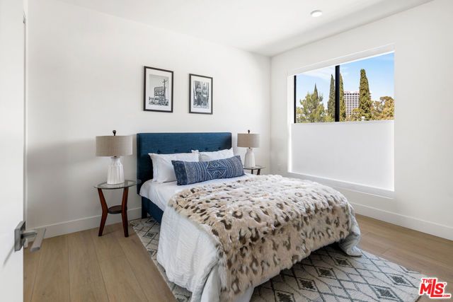 3651 Regal Place 401, Los Angeles, CA 90068