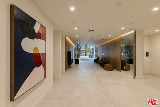3651 Regal Place 401, Los Angeles, CA 90068
