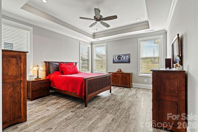 8718 Festival Way, Charlotte, NC 28215