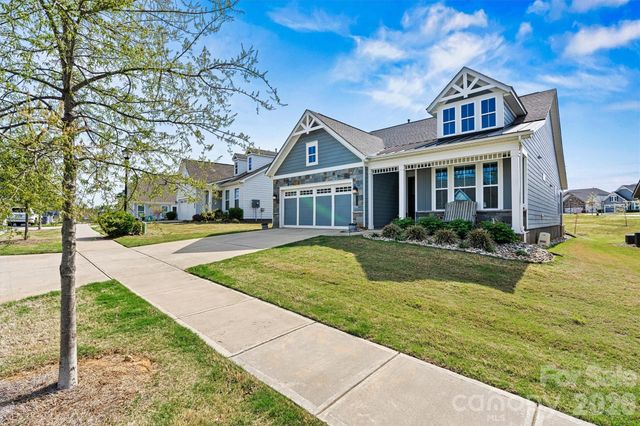 8718 Festival Way, Charlotte, NC 28215