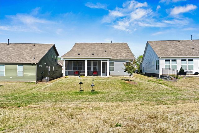 8718 Festival Way, Charlotte, NC 28215