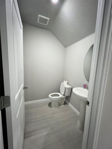 7693 IMAGINATION PLACE, Wesley Chapel, FL 33545