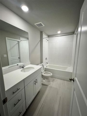 7693 IMAGINATION PLACE, Wesley Chapel, FL 33545