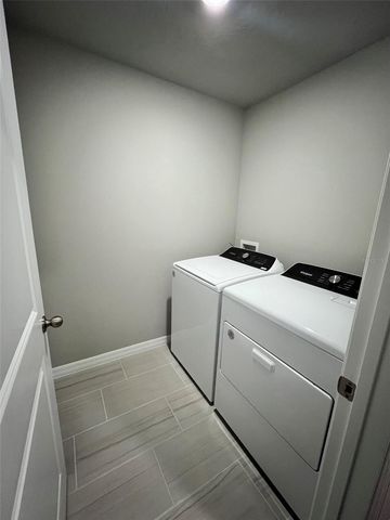 7693 IMAGINATION PLACE, Wesley Chapel, FL 33545