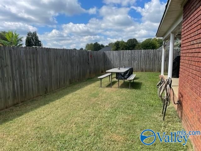 3909 Boxwood Lane SW, Decatur, AL 35603