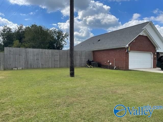 3909 Boxwood Lane SW, Decatur, AL 35603
