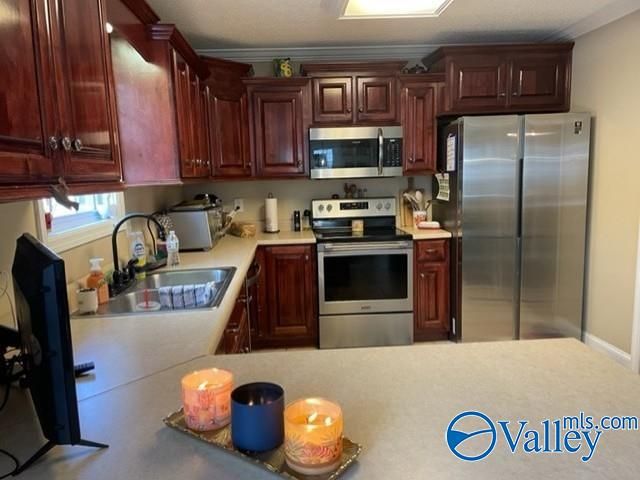 3909 Boxwood Lane SW, Decatur, AL 35603