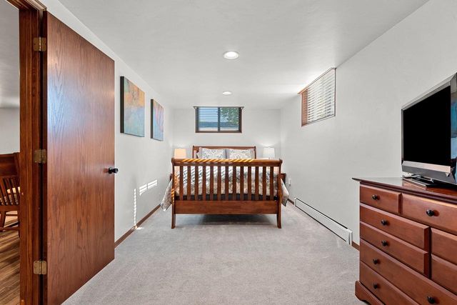 2203 GILSON COURT, Green Bay, WI 54304