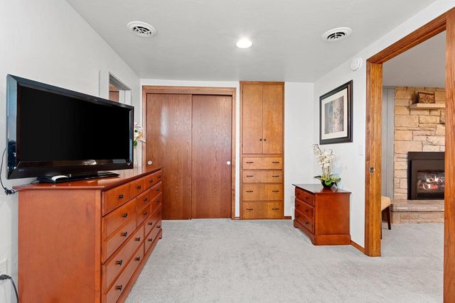 2203 GILSON COURT, Green Bay, WI 54304