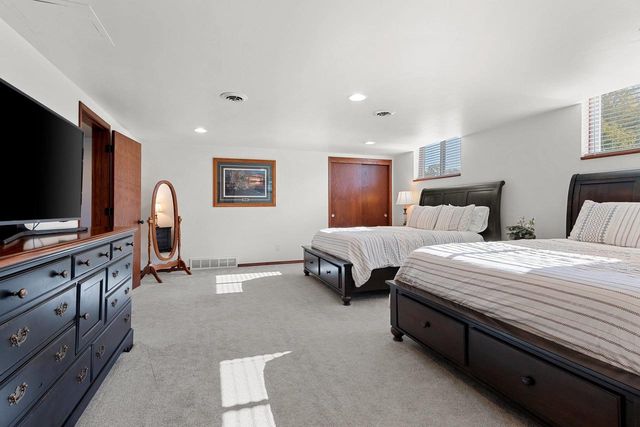 2203 GILSON COURT, Green Bay, WI 54304