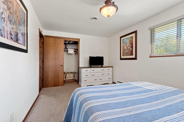 2203 GILSON COURT, Green Bay, WI 54304
