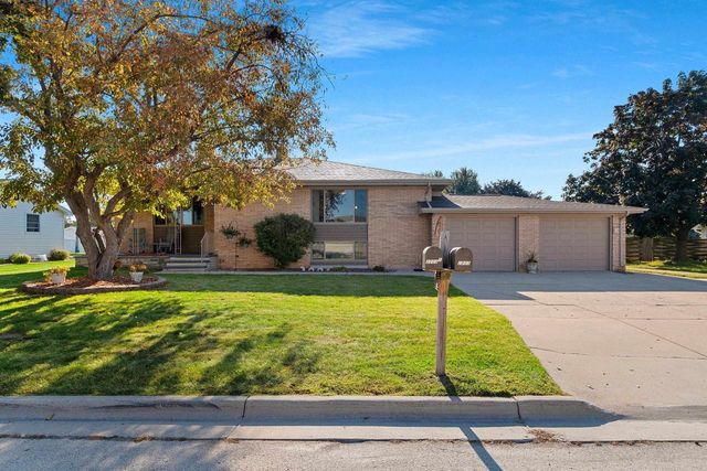 2203 GILSON COURT, Green Bay, WI 54304