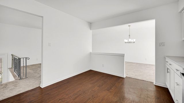 835 Tyler Avenue, Dyer, IN 46311